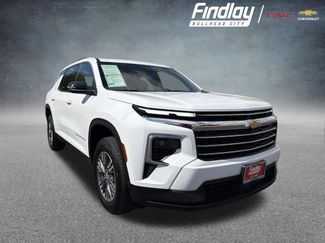 Used 2025 Chevrolet Traverse LT FWD video 1