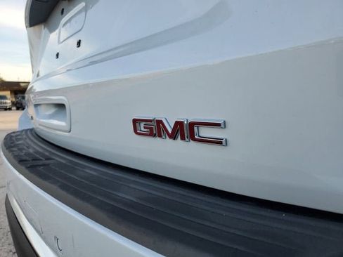New 2026 GMC Yukon XL Denali w/ Denali Reserve Package image 7