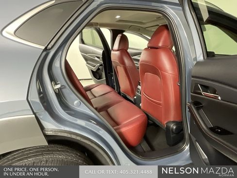 Used 2024 MAZDA CX-30 AWD 2.5 S w/ Preferred Package image 15