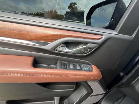 Certified 2023 GMC Yukon Denali Ultimate AWD/4WD image 30