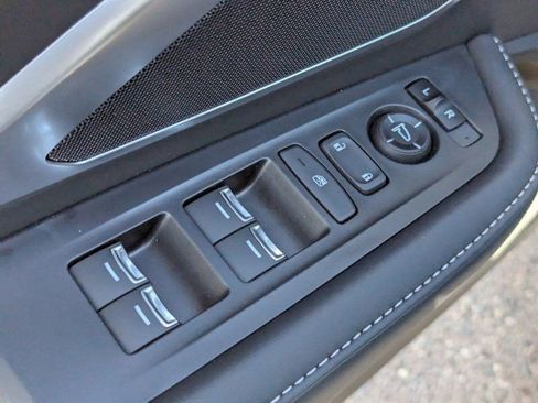 New 2026 Acura RDX SH-AWD image 17