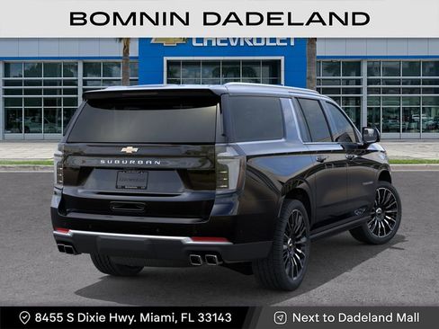 New 2026 Chevrolet Suburban High Country AWD/4WD image 5