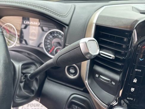 Used 2022 RAM 2500 Laramie AWD/4WD image 8