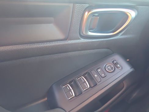 Used 2025 Honda Civic LX image 27