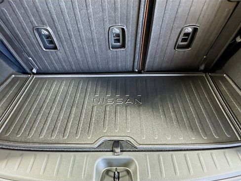 New 2025 Nissan Pathfinder Platinum w/ Cargo Package image 28