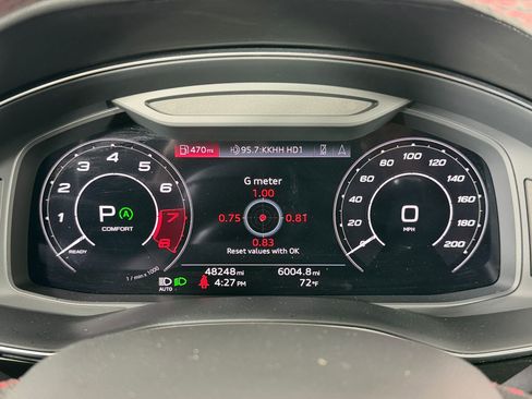 Used 2023 Audi RS Q8 w/ Black Optic Package image 19