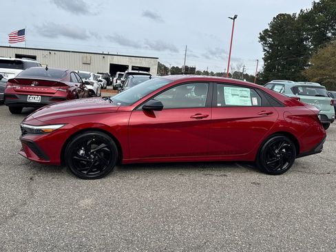 New 2026 Hyundai Elantra Sport image 2