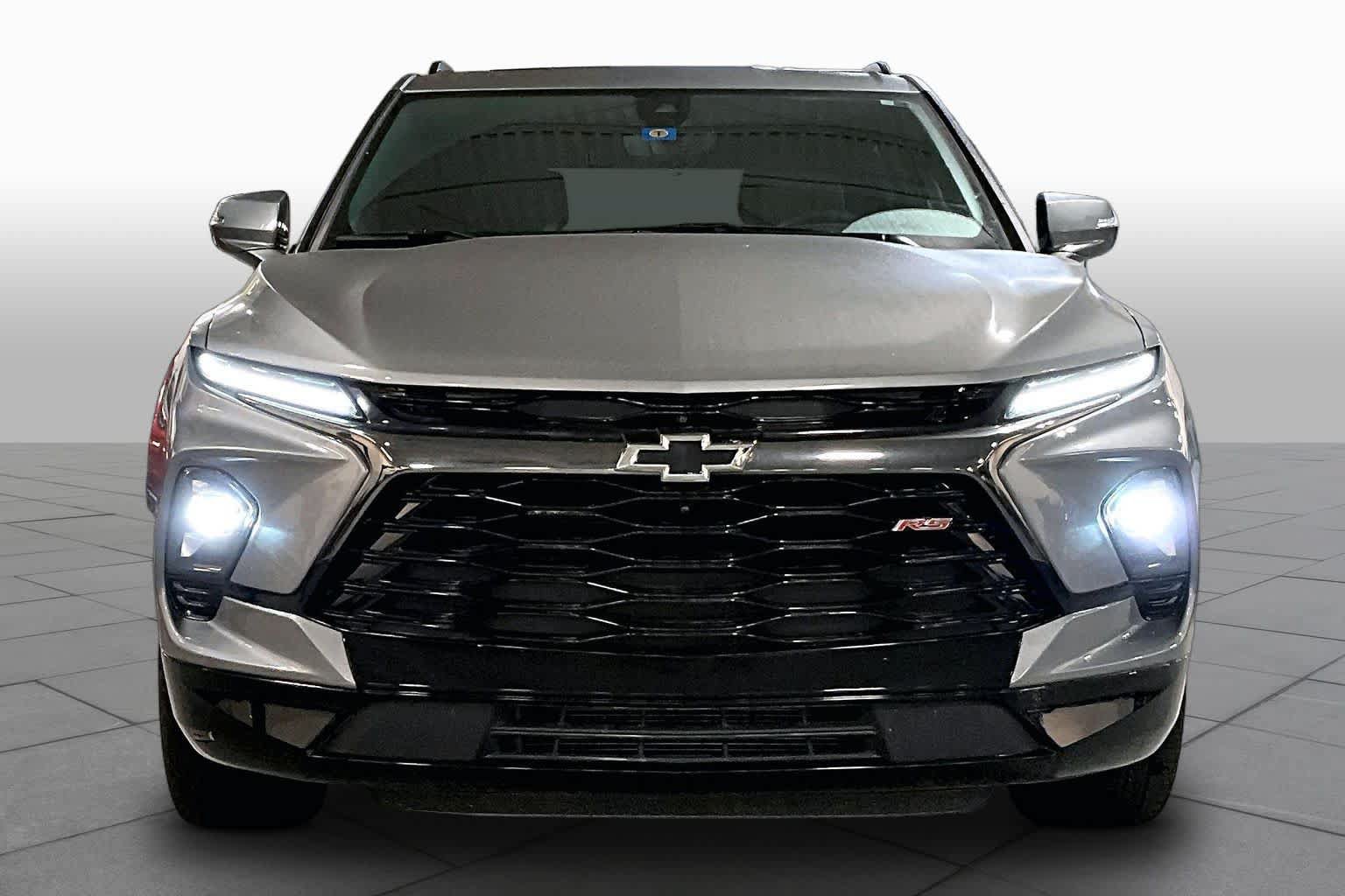 Used 2023 Chevrolet Blazer RS w/ Driver Confidence II Package FWD image 4