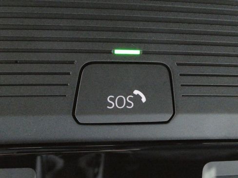 Used 2022 Volkswagen ID.4 Pro image 15