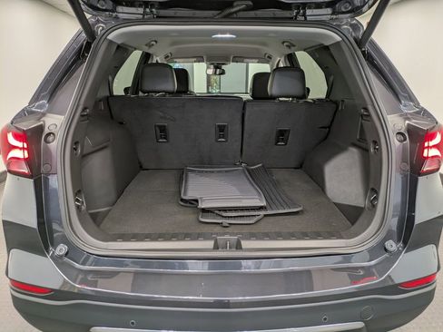 Used 2022 Chevrolet Equinox Premier AWD/4WD image 25