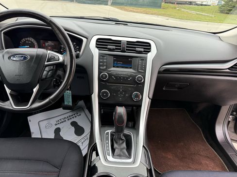 Used 2014 Ford Fusion SE w/ Equipment Group 201A image 30