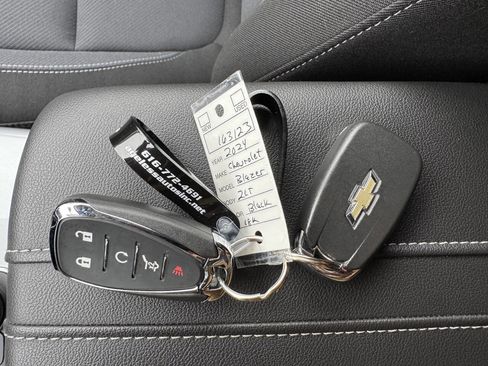 Used 2024 Chevrolet Blazer LT w/ Convenience Package image 18