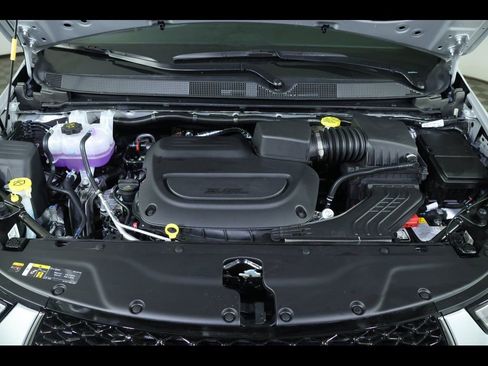 New 2026 Chrysler Pacifica Select image 16