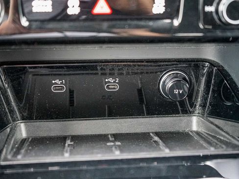 Used 2025 Audi Q5 Premium w/ Convenience Package AWD/4WD image 22