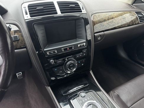 Used 2014 Jaguar XK Coupe image 25