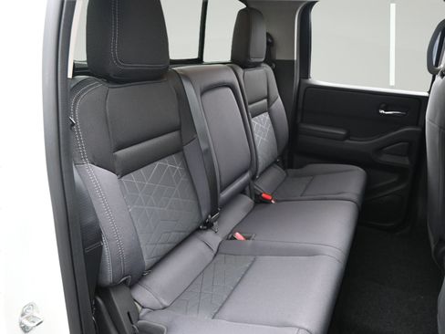 Certified 2025 Nissan Frontier SV w/ SV Convenience Package RWD image 13