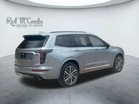 Used 2023 Cadillac XT6 Sport w/ Platinum Package image 5