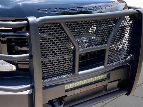 Used 2022 Ford F250 Lariat w/ Lariat Ultimate Package AWD/4WD image 30