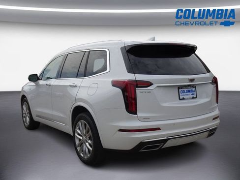 Used 2024 Cadillac XT6 Premium Luxury w/ LPO, Floor Liner Package AWD/4WD image 5