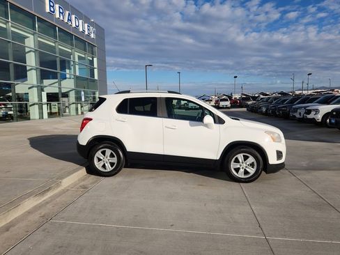 Used 2016 Chevrolet Trax LT image 4