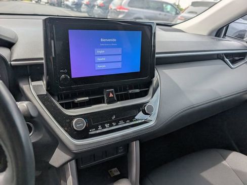 Used 2023 Toyota Corolla Cross LE FWD image 19