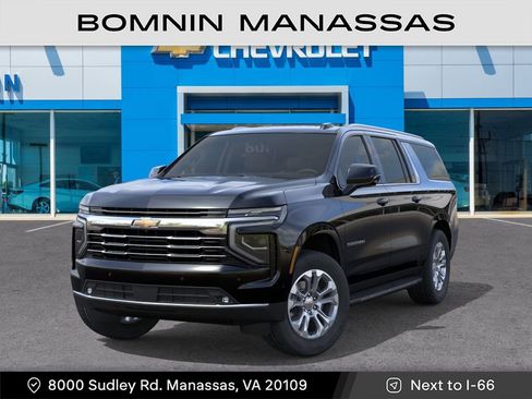New 2026 Chevrolet Suburban LT w/ Comfort Package AWD/4WD image 7