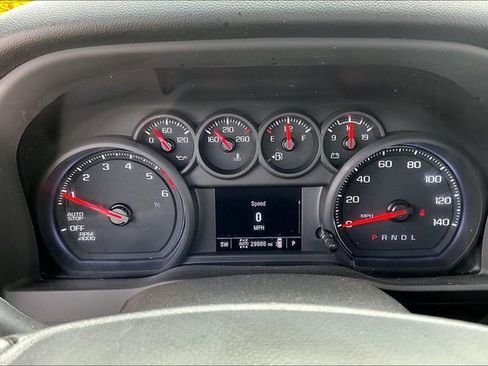 Used 2025 Chevrolet Silverado 1500 Custom Trail Boss w/ LPO, Dark Essentials Package AWD/4WD image 14