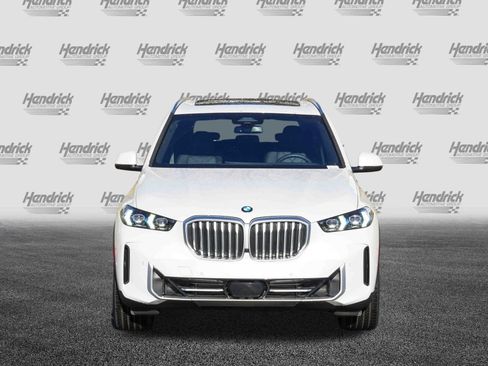 Certified 2025 BMW X5 sDrive40i w/ Premium Package image 3