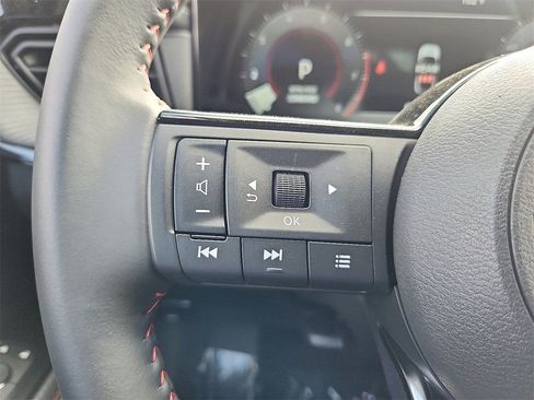 New 2025 Nissan Kicks SR AWD/4WD image 5