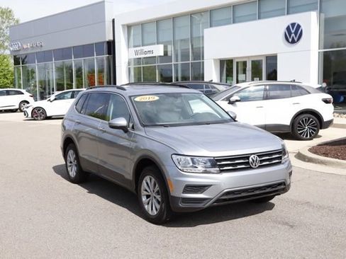 Used 2019 Volkswagen Tiguan SE w/ Panoramic Sunroof Package AWD/4WD image 1