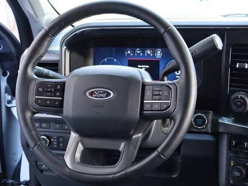 Used 2024 Ford F350 Lariat w/ Lariat Ultimate Package AWD/4WD image 34