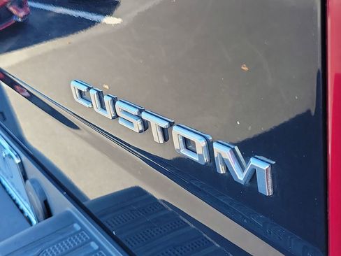 Used 2019 Chevrolet Silverado 1500 Custom Trail Boss w/ Custom Convenience Package image 9