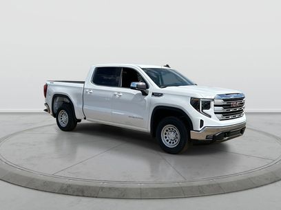 New 2026 GMC Sierra 1500 SLE