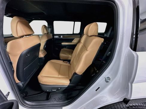 New 2027 Hyundai Santa Fe Calligraphy AWD/4WD image 17