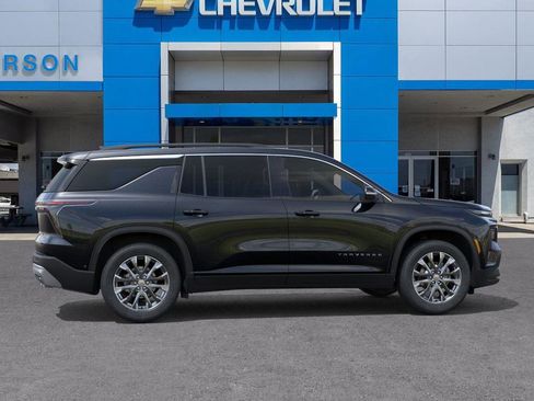 New 2026 Chevrolet Traverse LT w/ Sun and Wheel Package image 5