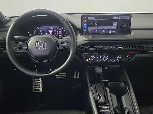 Certified 2025 Honda Accord Sport image 19