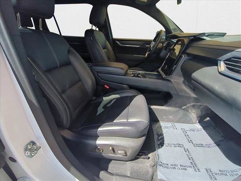 Used 2024 GMC Acadia Elevation image 22