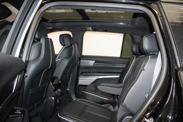 Certified 2026 Cadillac Vistiq Sport w/ LPO, Floor Liner Package AWD/4WD image 12