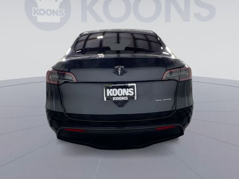 Used 2025 Tesla Model Y Long Range image 4