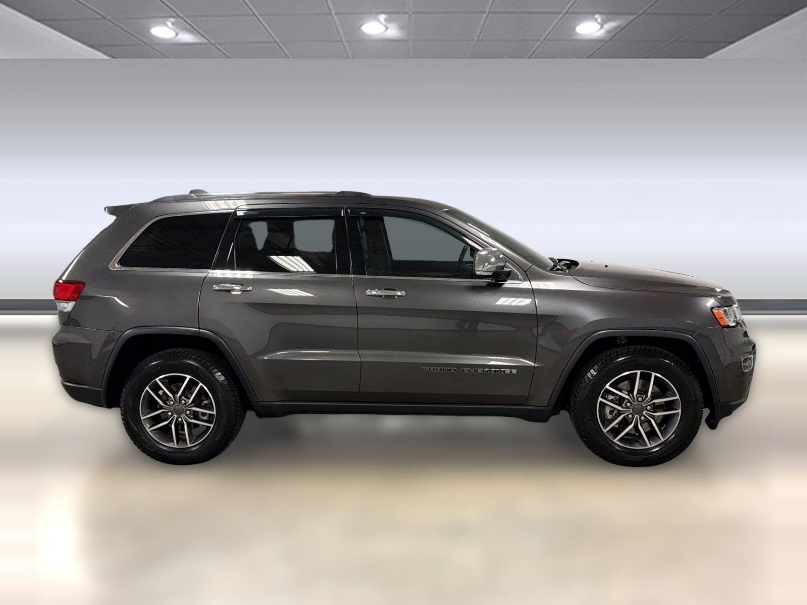 Used 2021 Jeep Grand Cherokee Limited RWD image 8