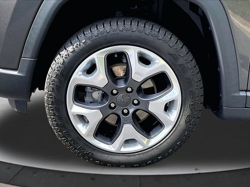 Certified 2022 Jeep Compass Limited AWD/4WD image 31
