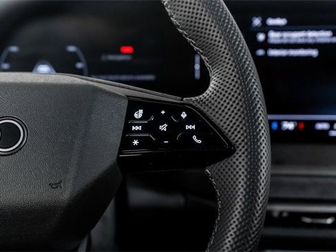 Used 2025 Audi SQ5 Premium Plus image 45