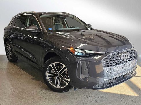 New 2025 Audi Q5 Premium image 1