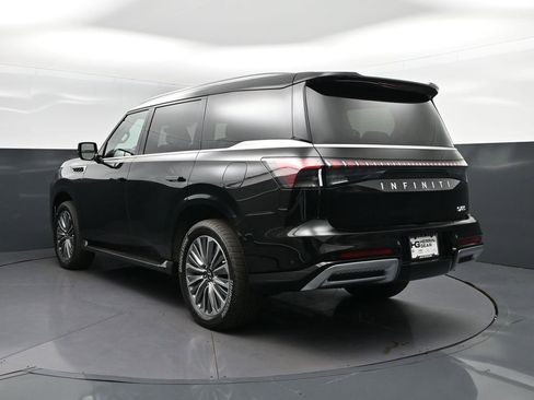 New 2026 INFINITI QX80 Luxe RWD image 5