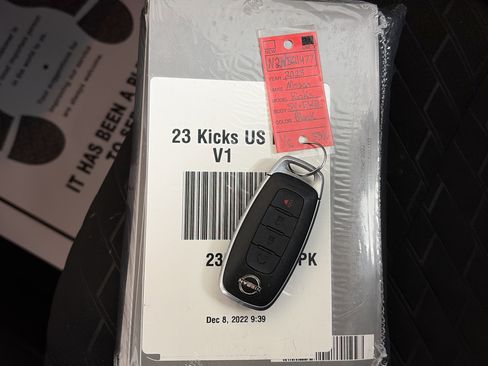 Used 2023 Nissan Kicks SV w/ Interior Electronics Package image 30