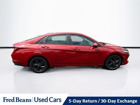 Certified 2022 Hyundai Elantra Blue FWD image 11