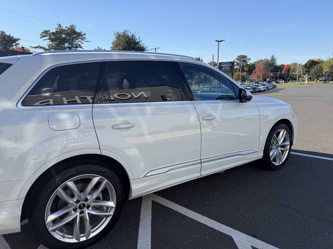 Used 2025 Audi Q7 3.0T Premium Plus w/ Premium Plus Package AWD/4WD image 8