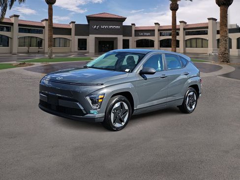 Certified 2025 Hyundai Kona SE FWD image 4