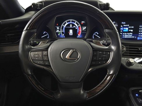 Used 2018 Lexus LS 500 AWD w/ Interior Upgrade Package image 19