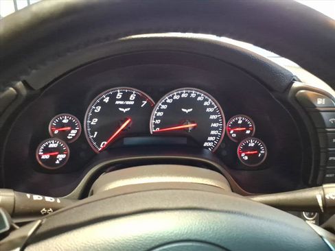 Used 2008 Chevrolet Corvette Coupe w/ Z51 Performance Package image 14